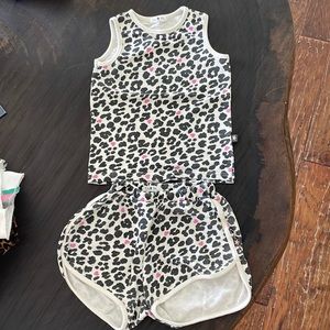 Petite Hailey Girls Size 6 Tank and Short Set